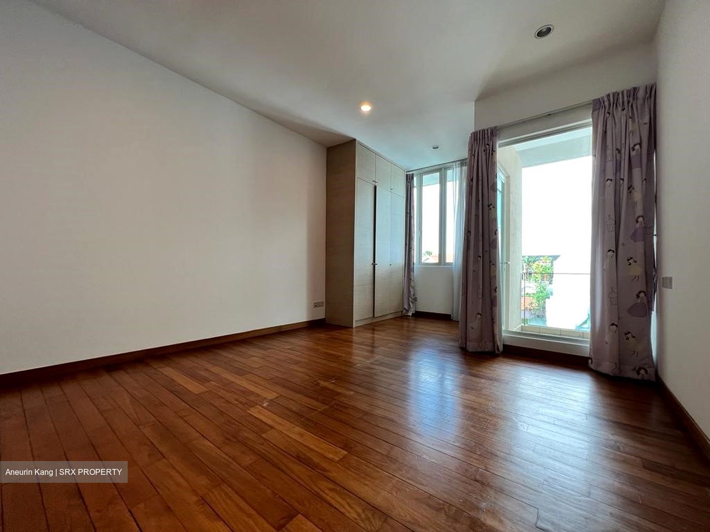 Namly Crescent (D10), Semi-Detached #613072701
